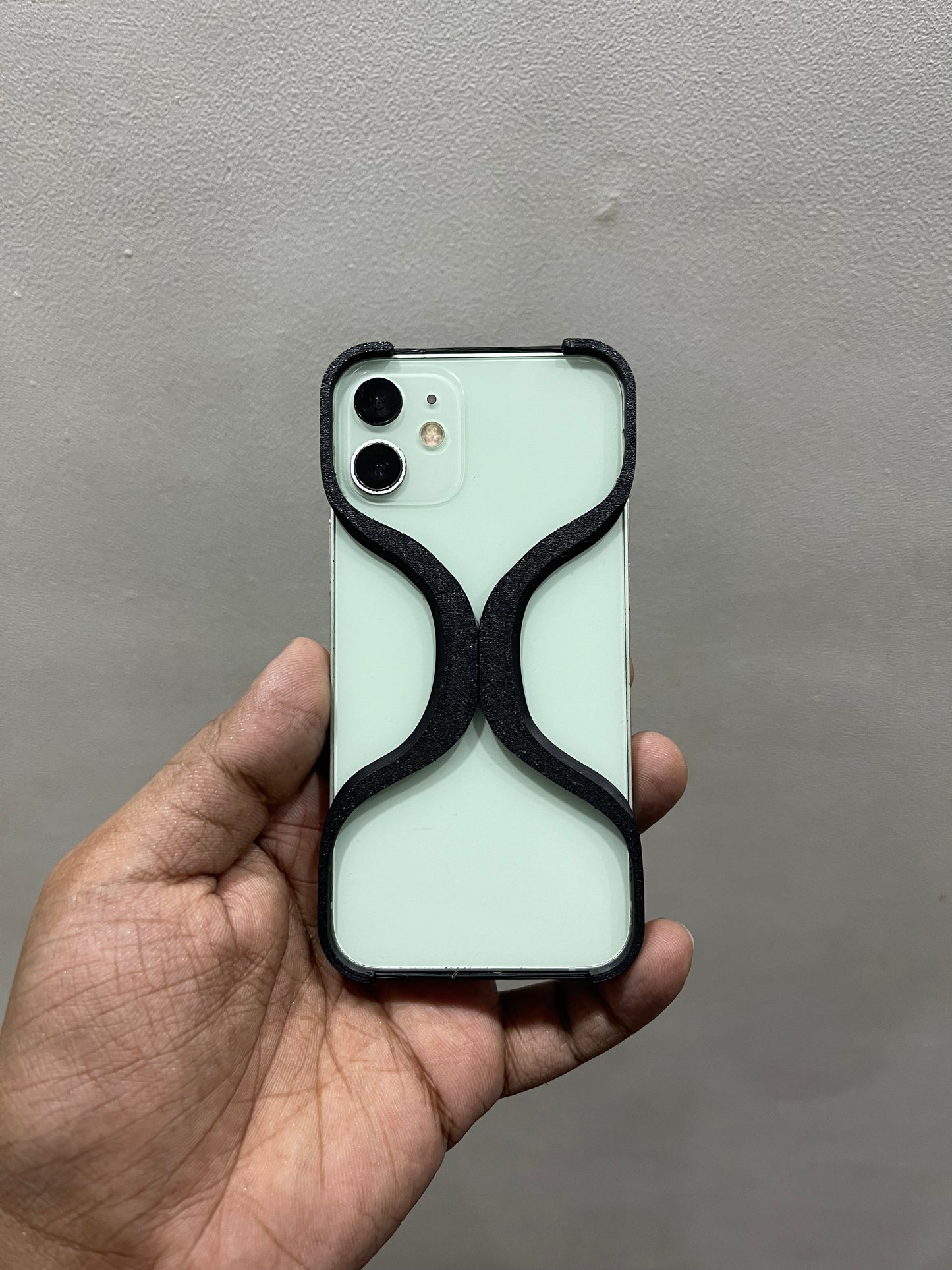 iPhone 15 Plus Arc Design